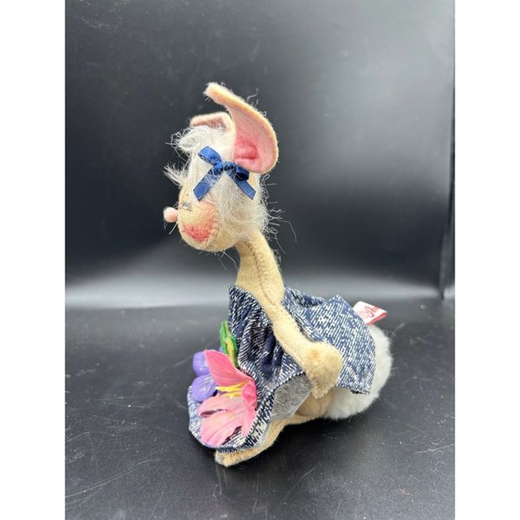 Vintage Annalee Spring Girl Bunny 1991 7 inches Easter Bunny Flowers - Picture 13 of 16